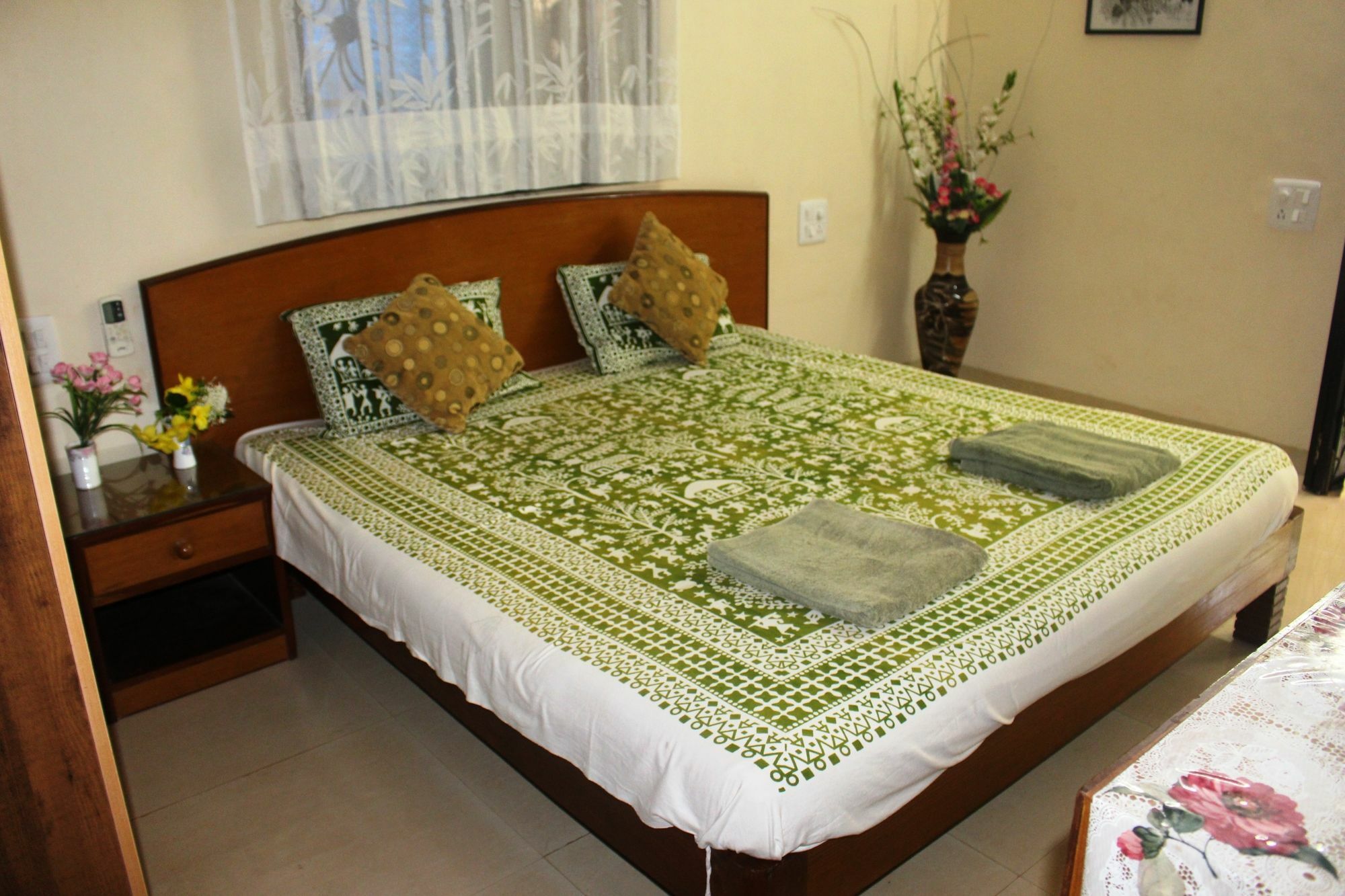 Mama Mids Home Morjim Exterior photo